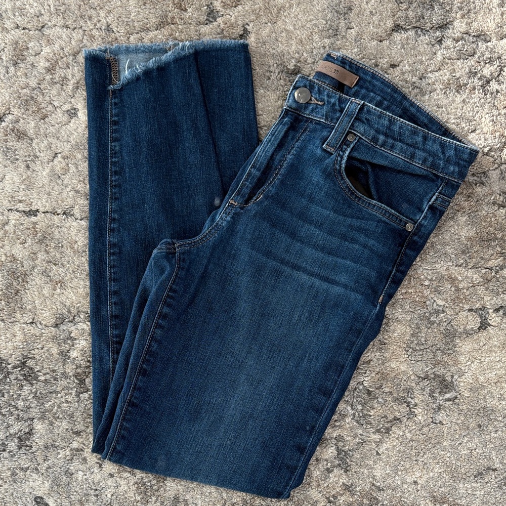 Women’s Joes Jeans, size 28 (6). Dark Blue Denim Jeans